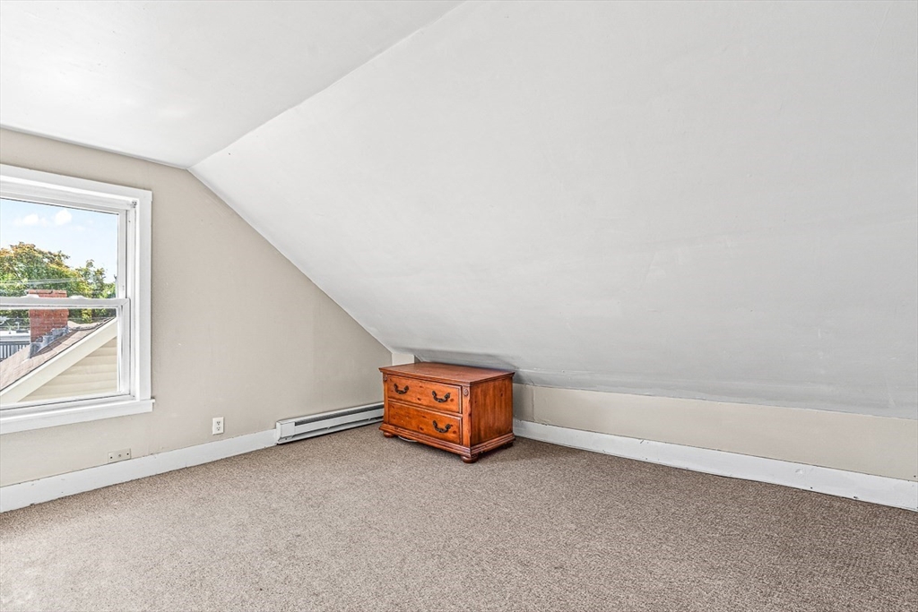 2 Mulberry St
