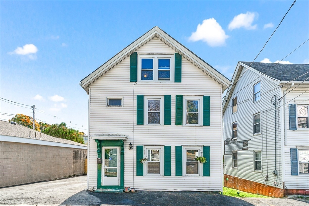 2 Mulberry St
