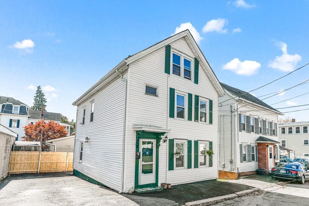 2 Mulberry St