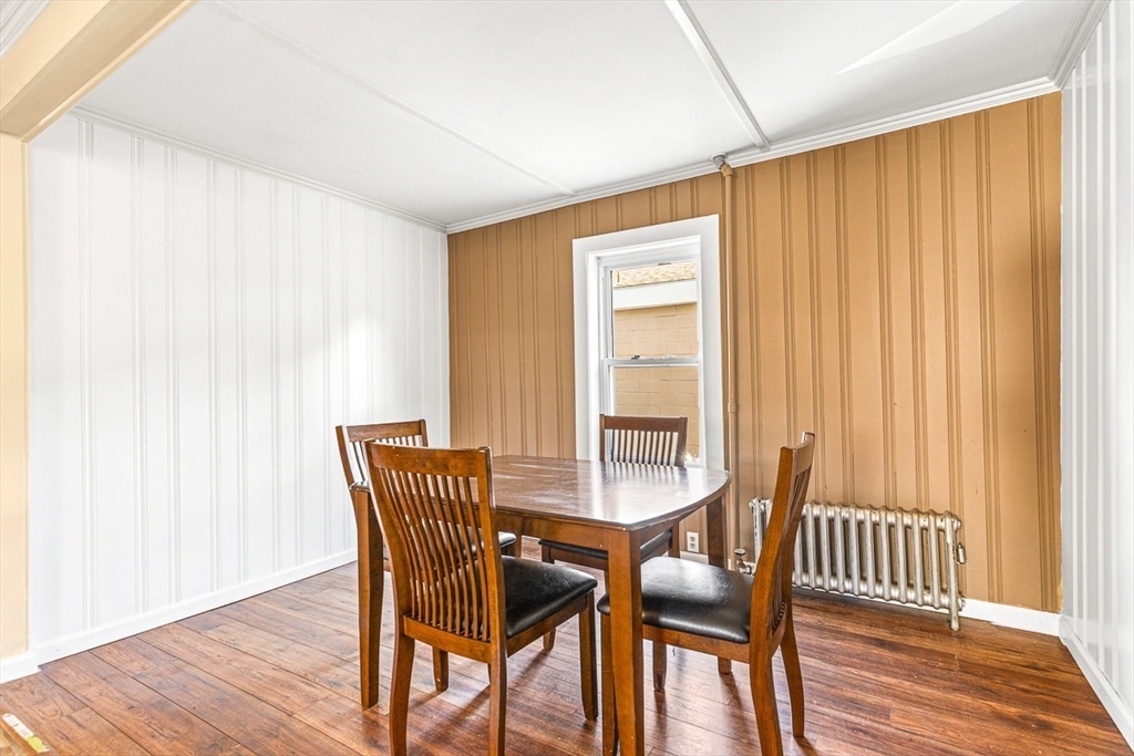 2 Mulberry St