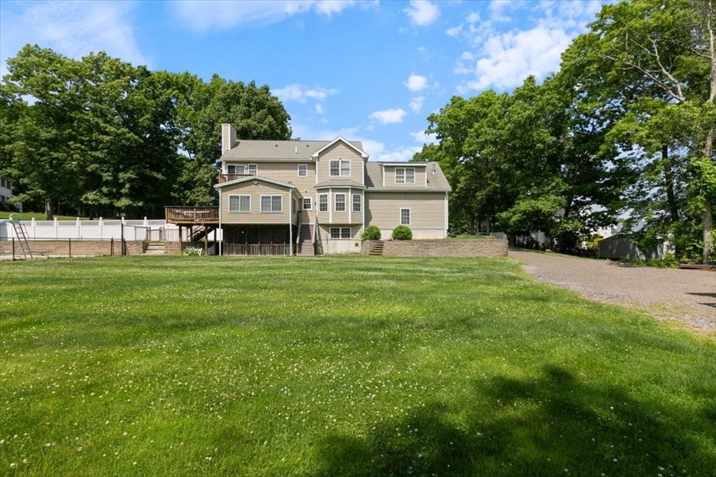 10 Blye Rd