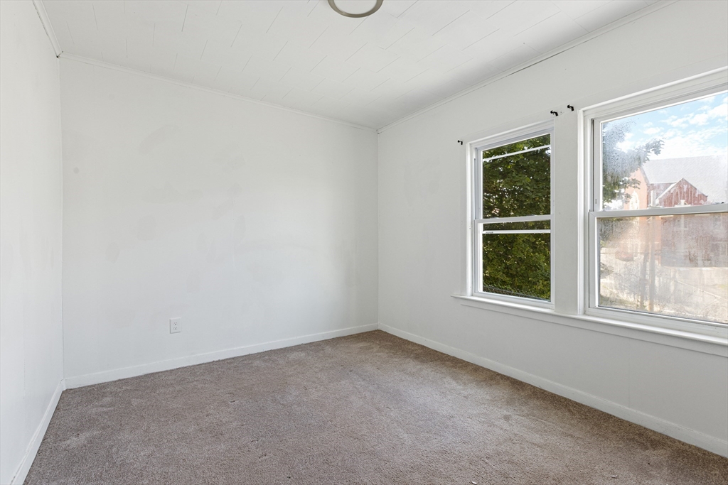 9 Martel St
