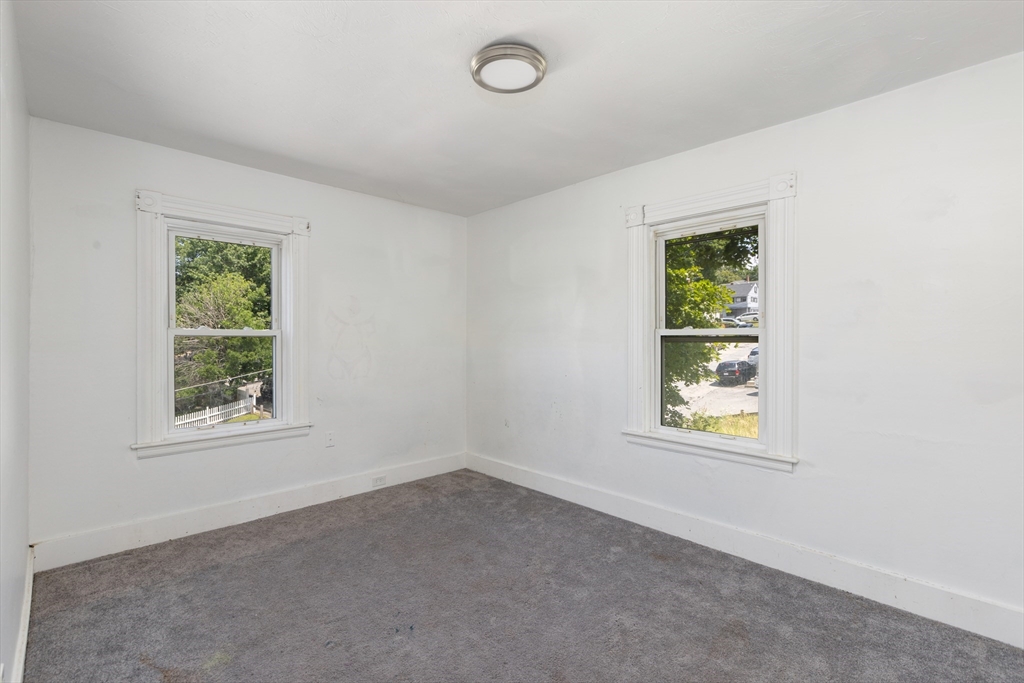 9 Martel St