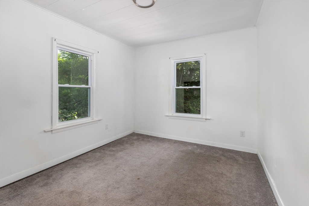 9 Martel St