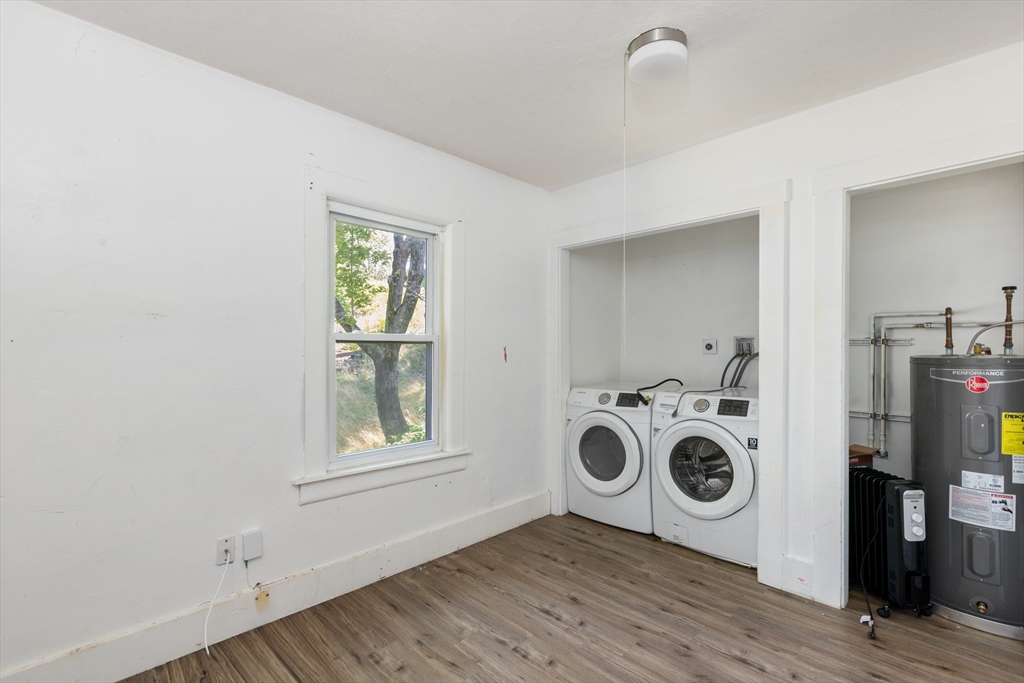 9 Martel St