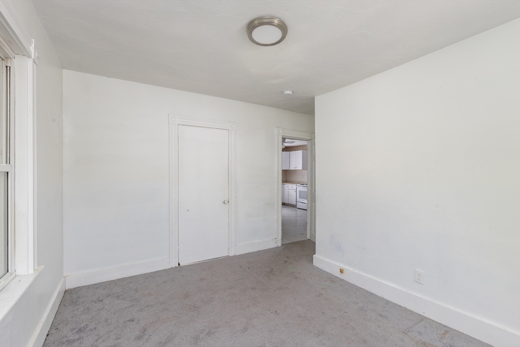 9 Martel St