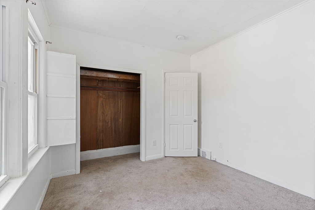 9 Martel St