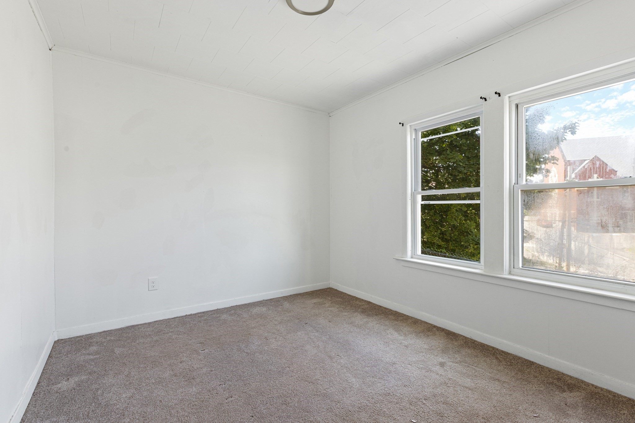 9 Martel St