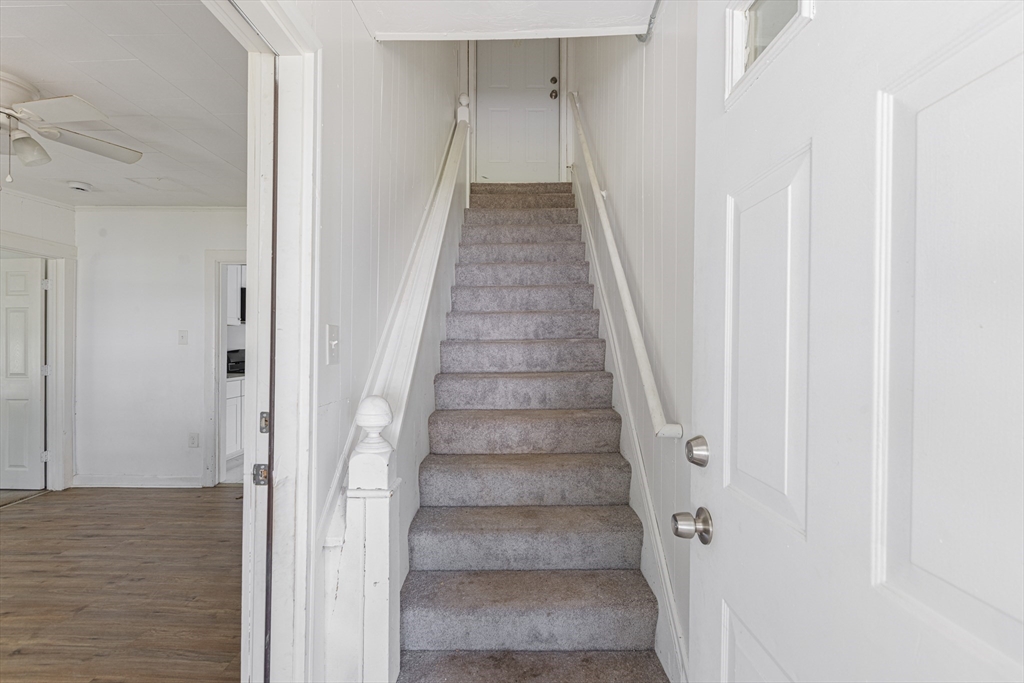 9 Martel St