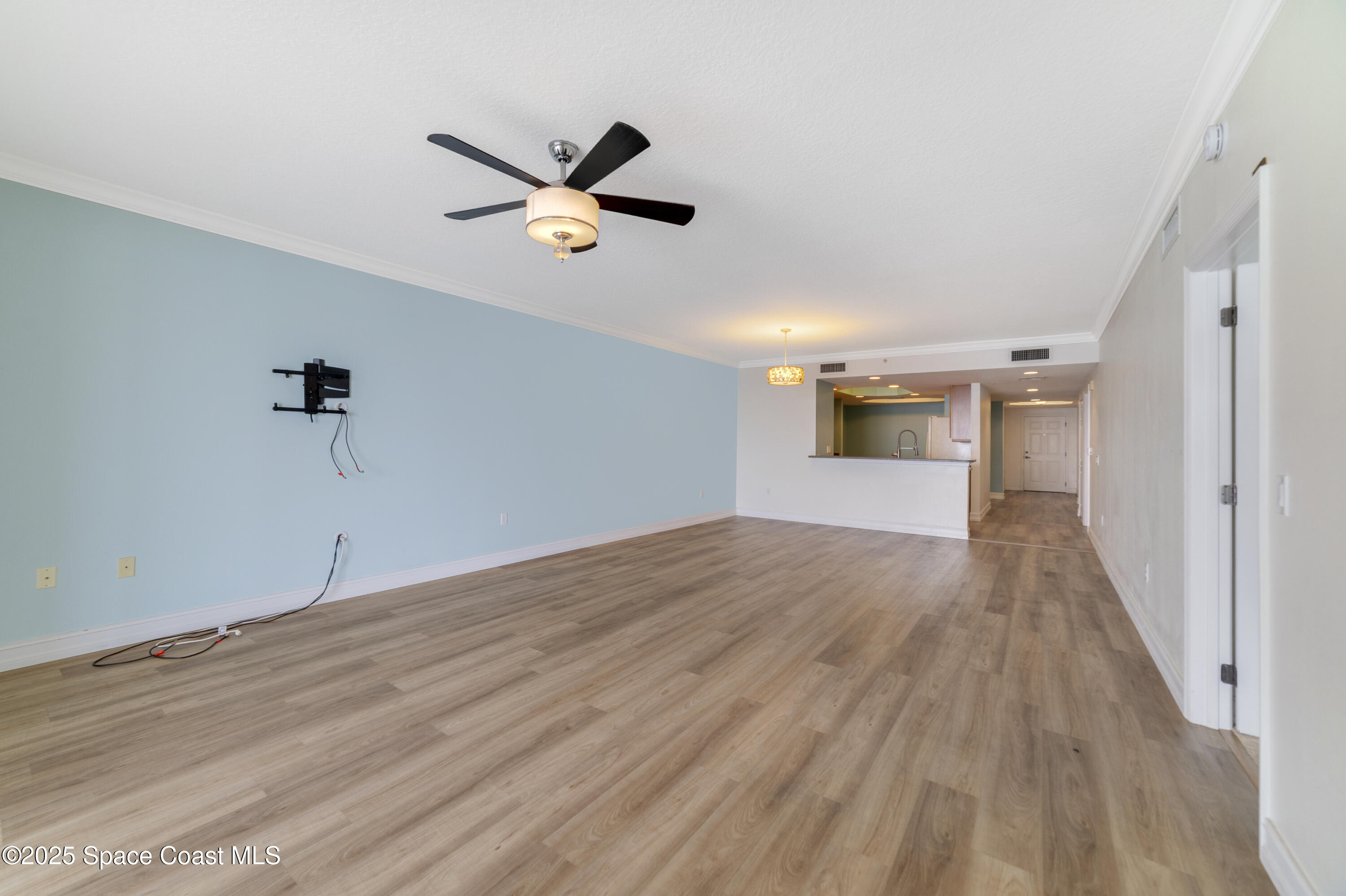 3 Indian River Avenue 605