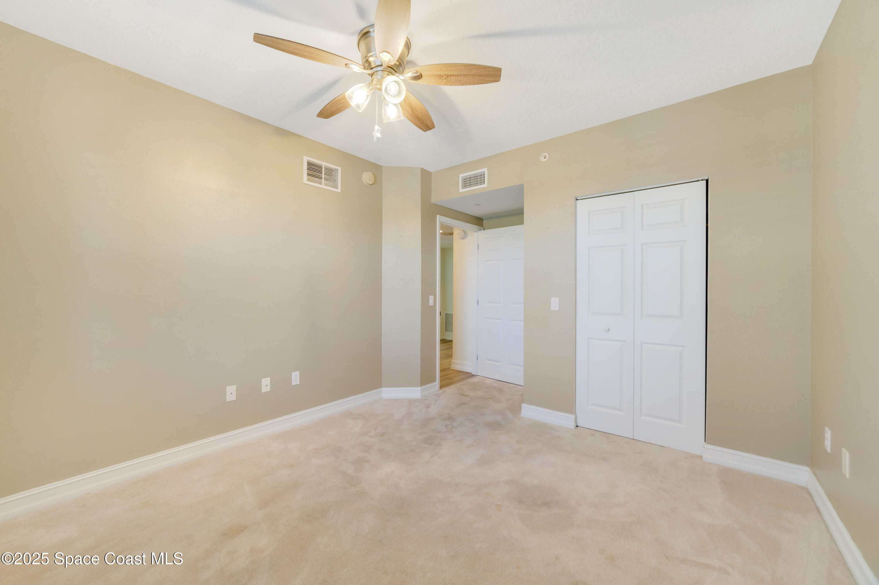 3 Indian River Avenue 605