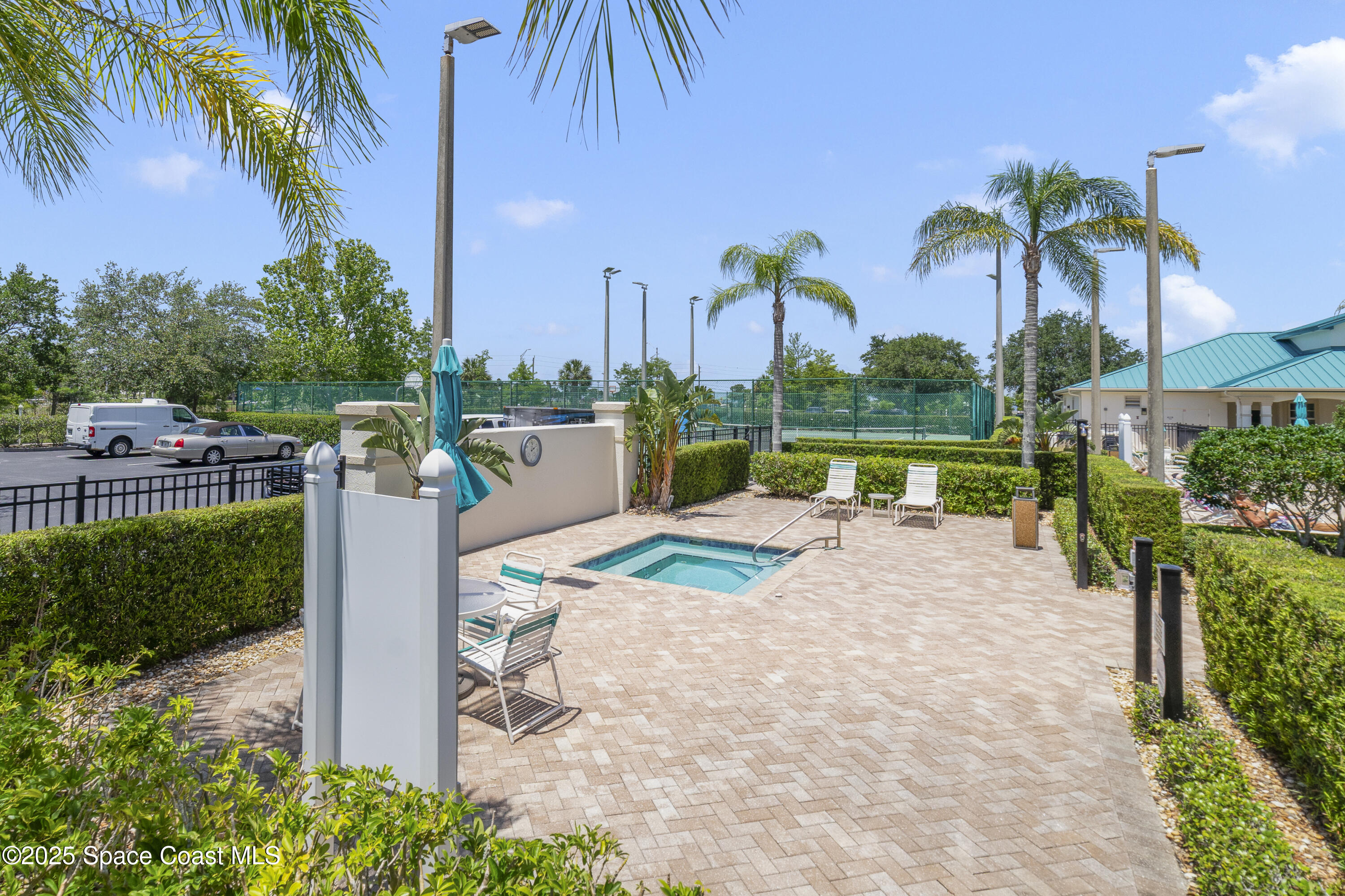 3 Indian River Avenue 605