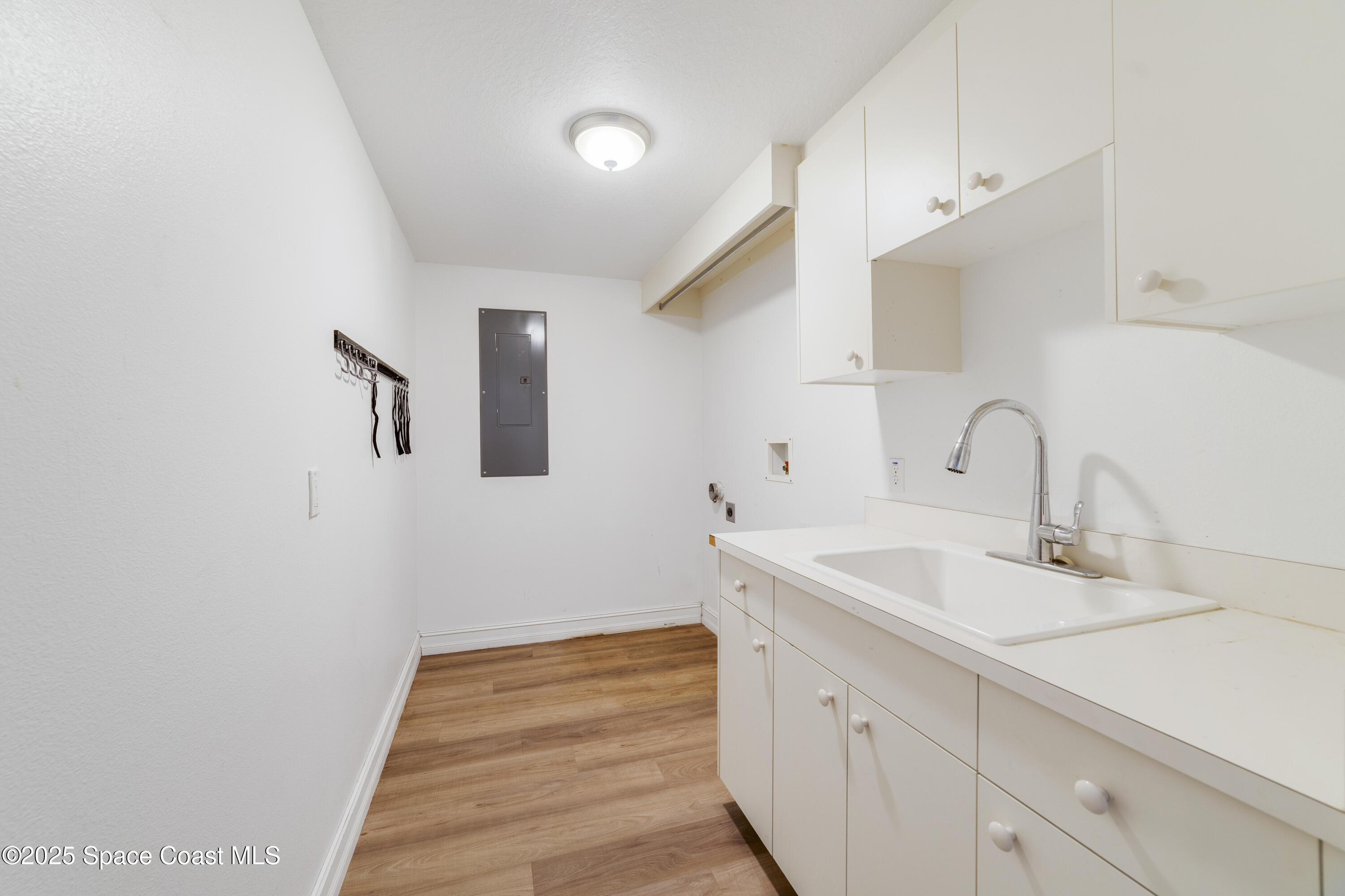 3 Indian River Avenue 605