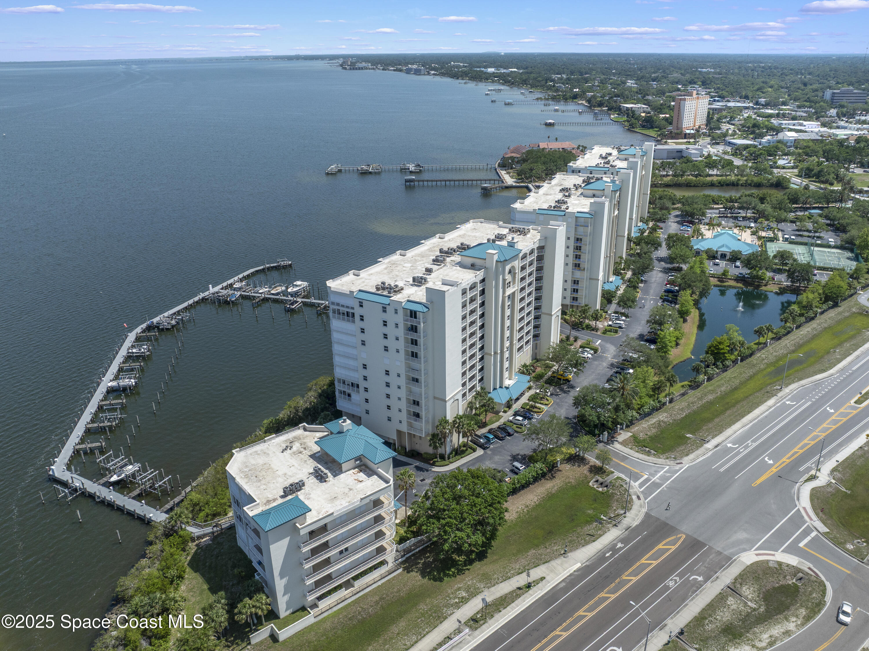 3 Indian River Avenue 605