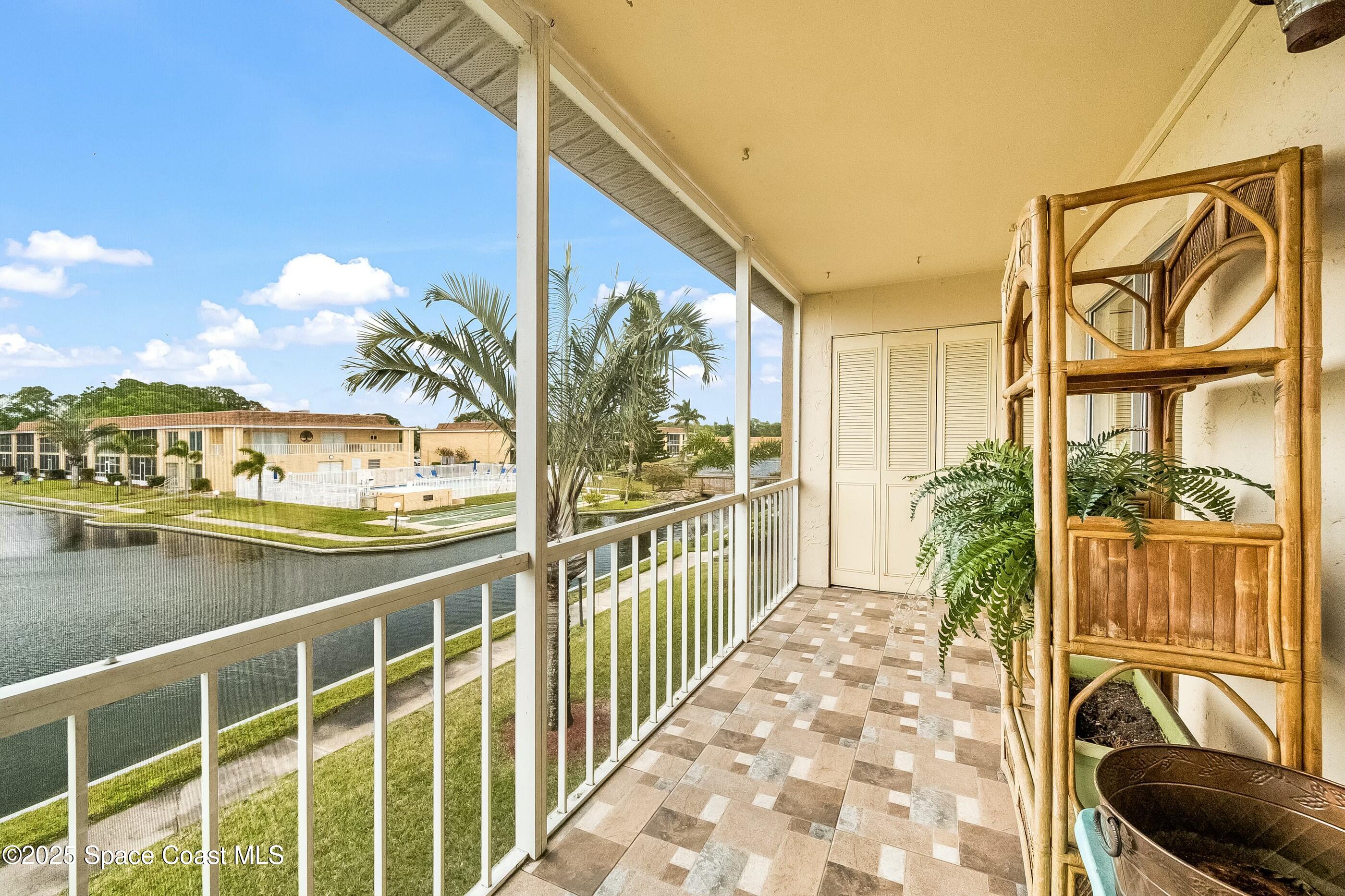 2135 N Courtenay Parkway, 217