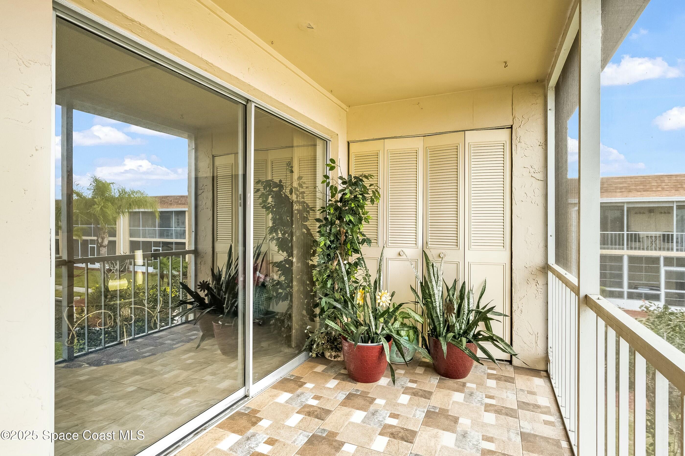 2135 N Courtenay Parkway, 217