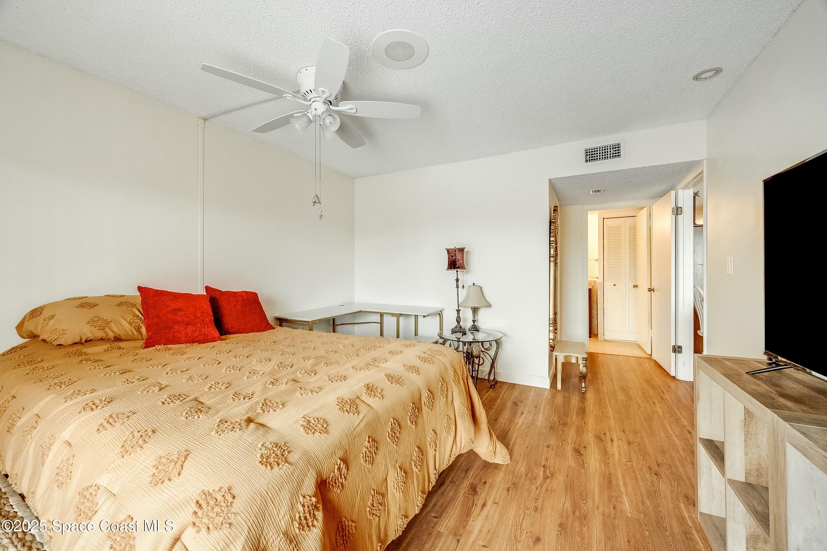 2135 N Courtenay Parkway, 217