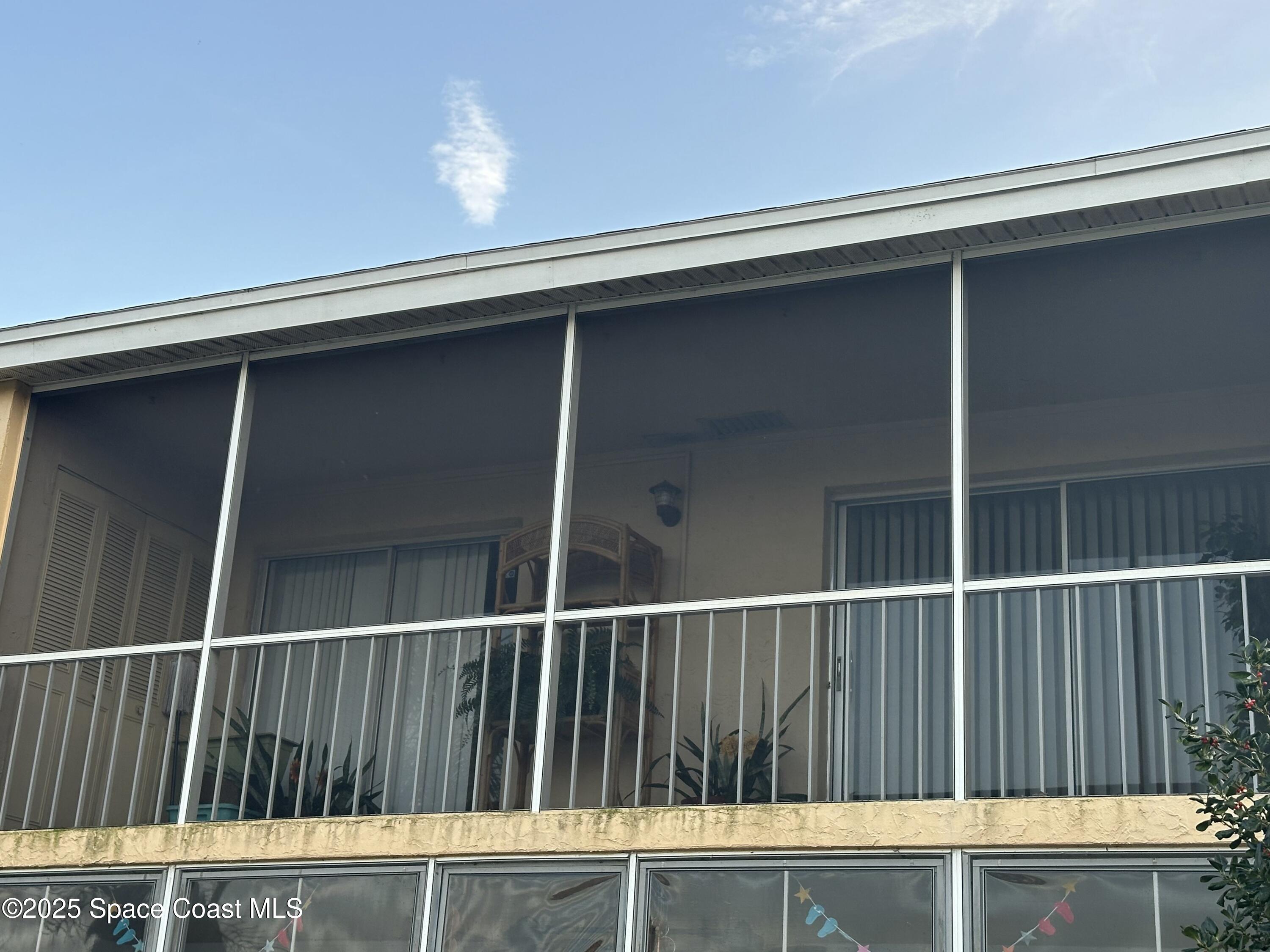 2135 N Courtenay Parkway, 217