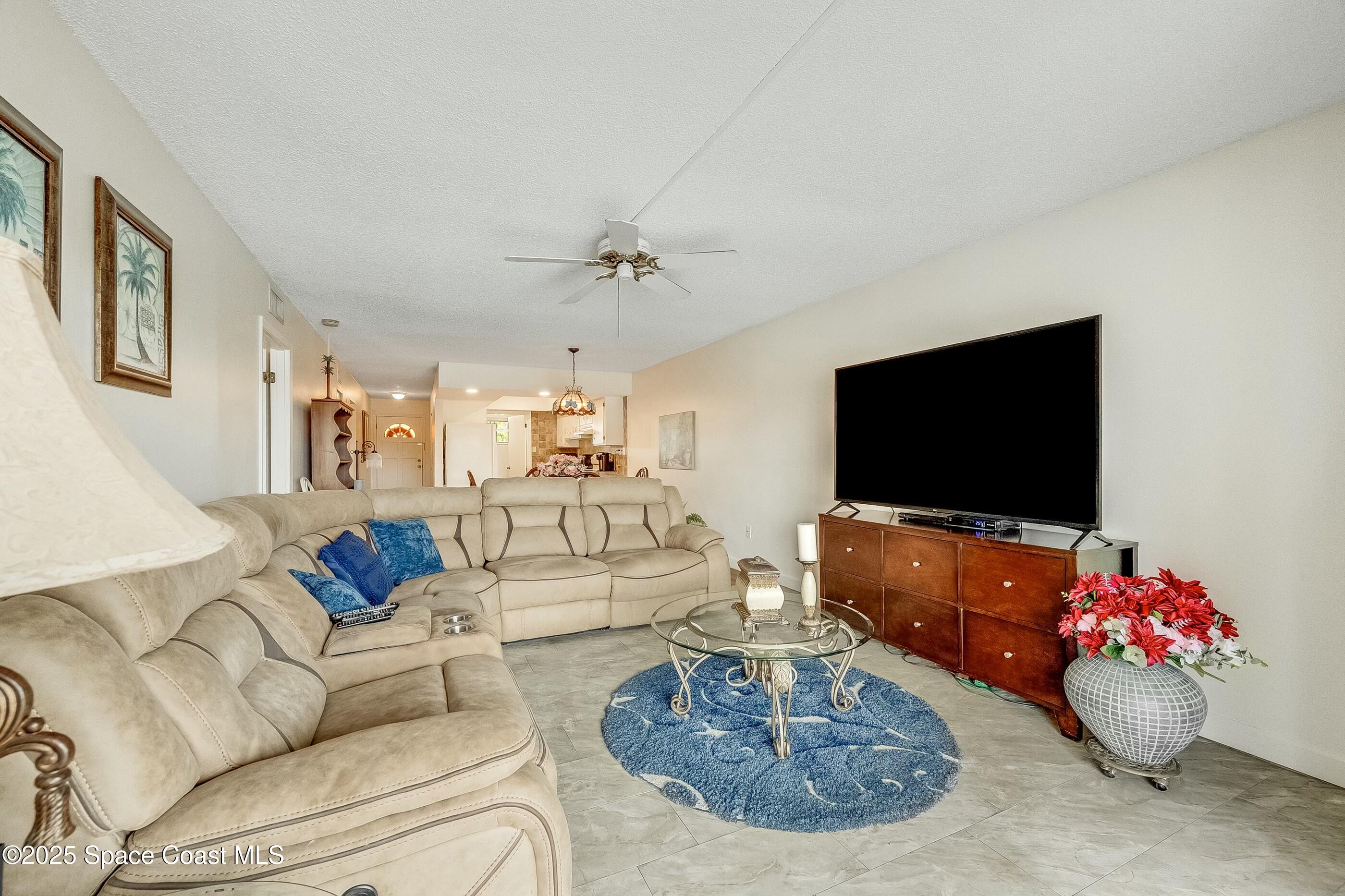 2135 N Courtenay Parkway, 217