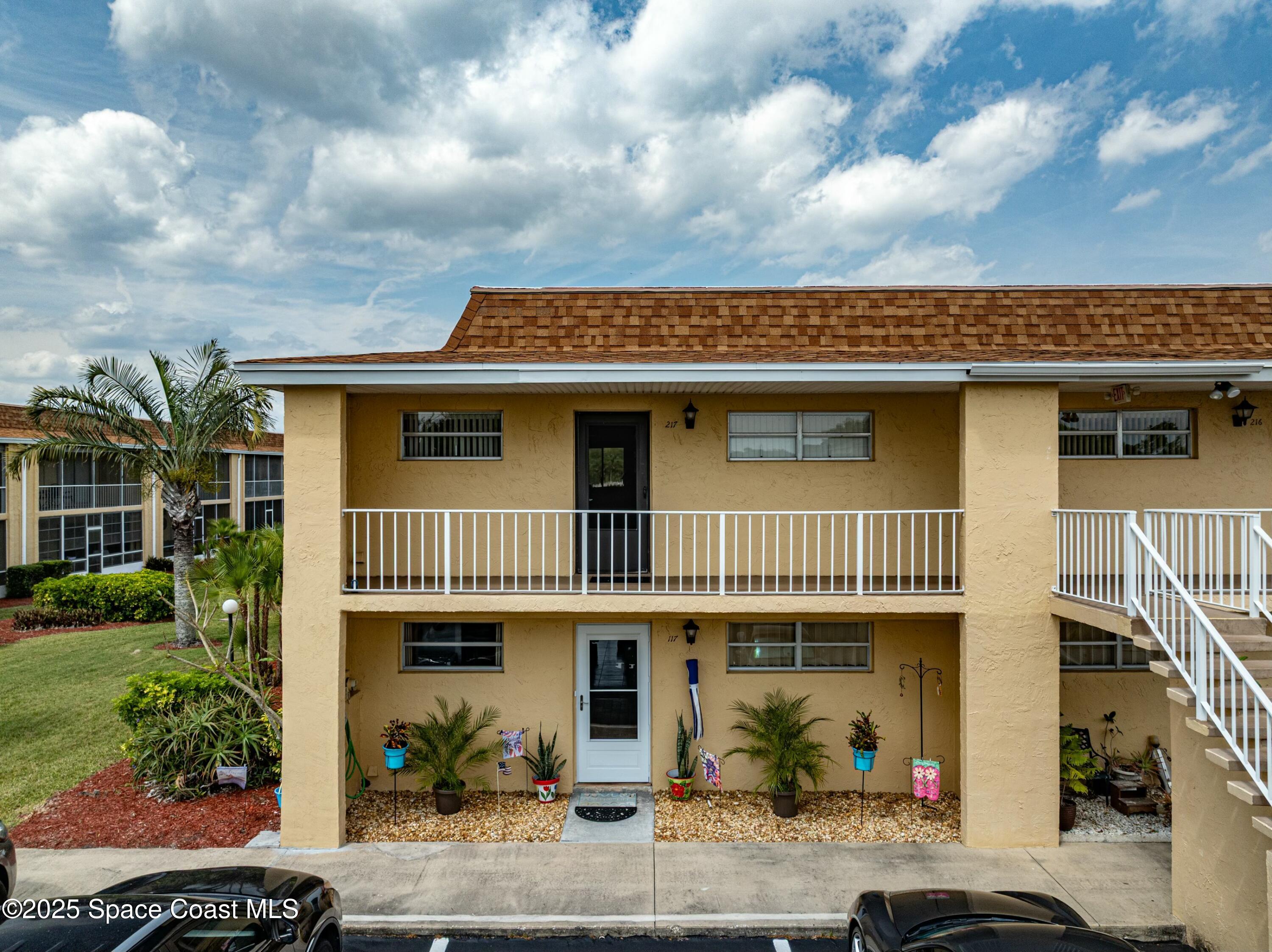 2135 N Courtenay Parkway, 217