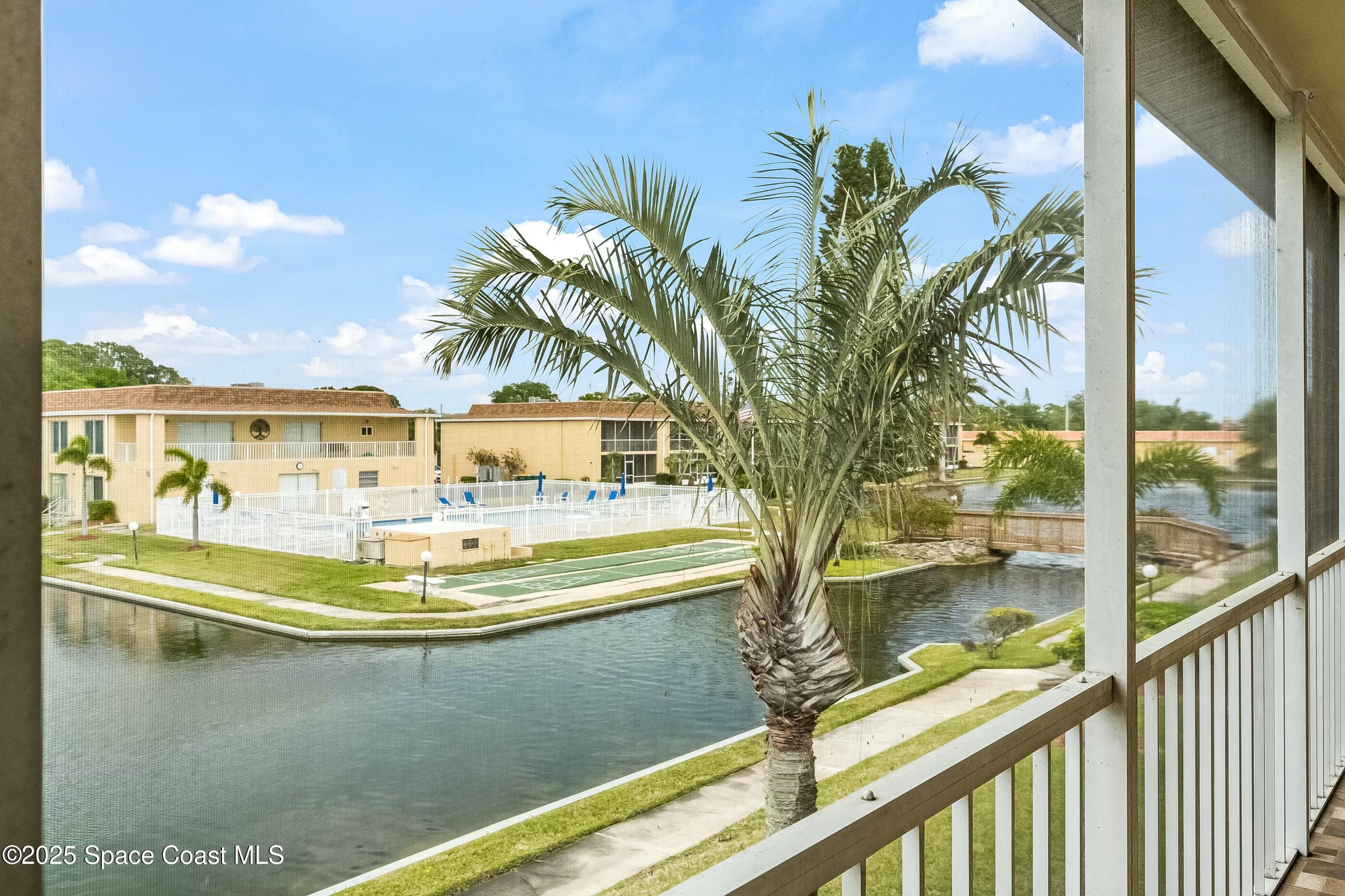 2135 N Courtenay Parkway, 217