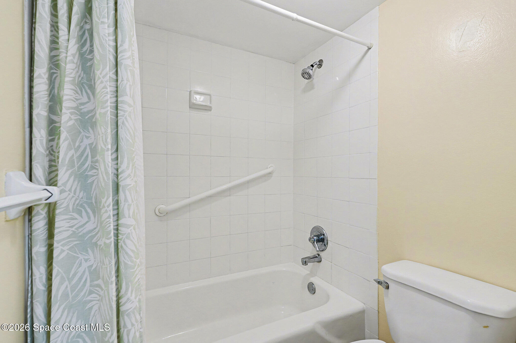 2135 N Courtenay Parkway 217