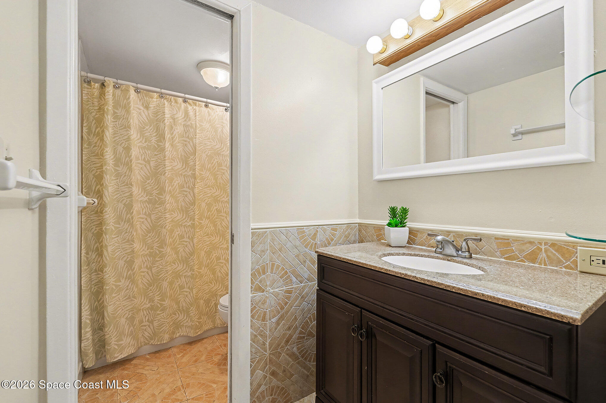 2135 N Courtenay Parkway 217