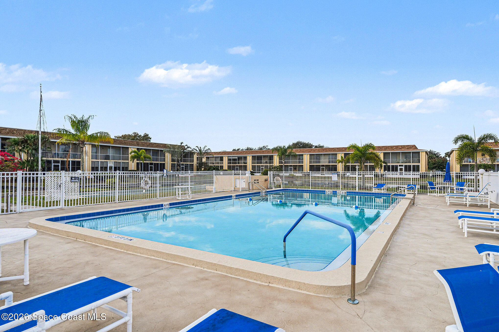 2135 N Courtenay Parkway 217