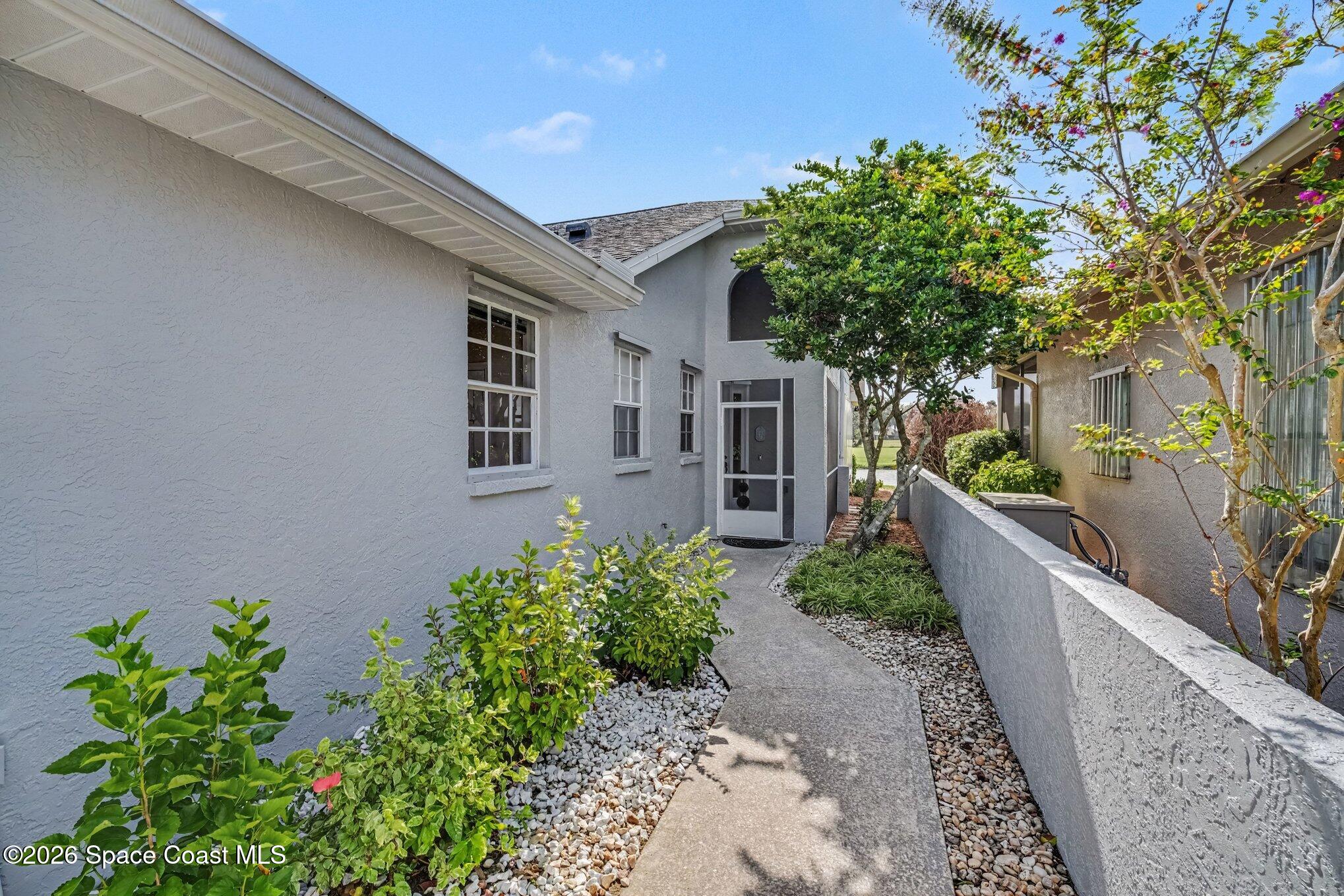 455 Willowgreen Lane