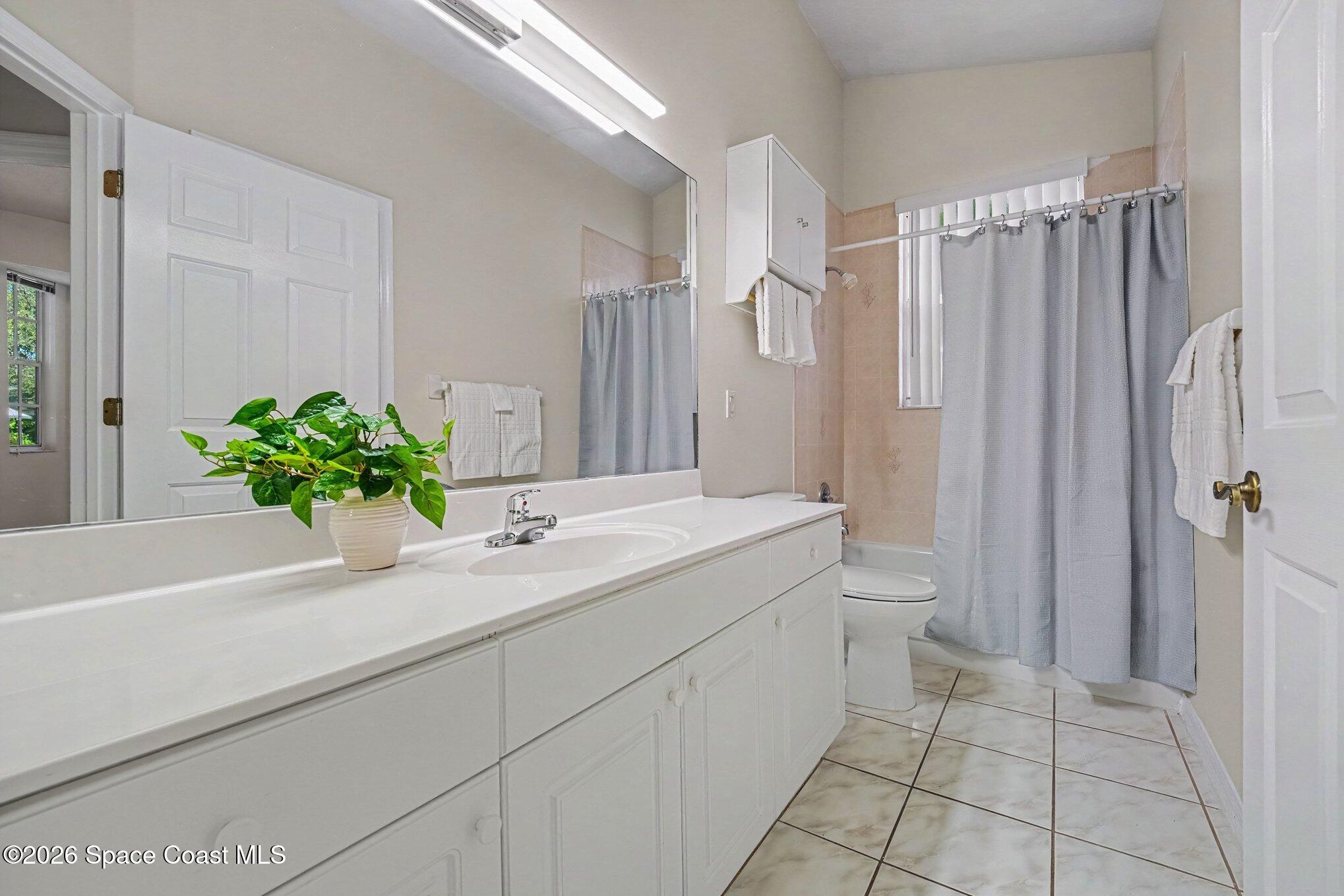 455 Willowgreen Lane