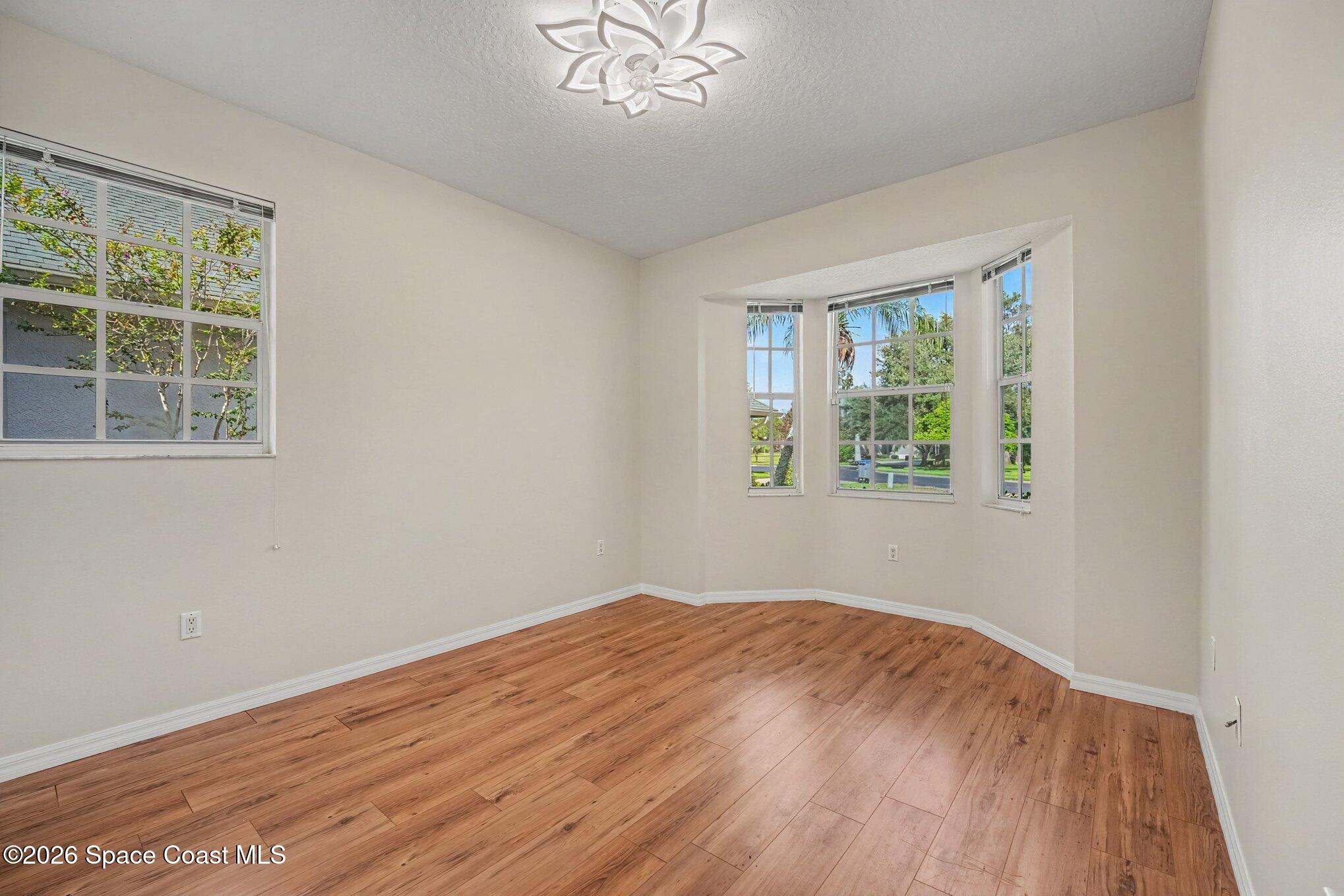 455 Willowgreen Lane