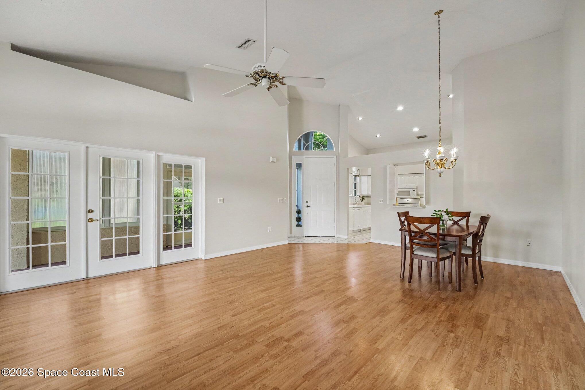 455 Willowgreen Lane