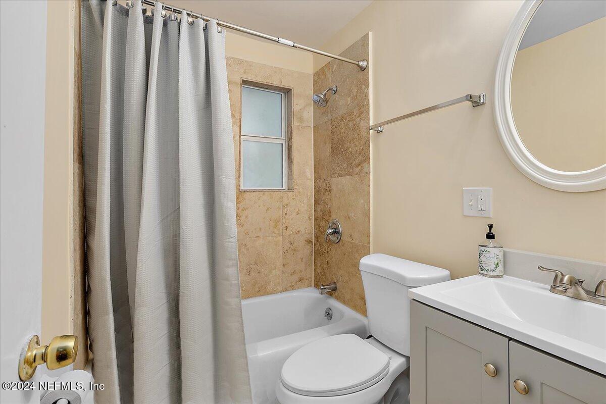 6611 BO PEEP Drive N
