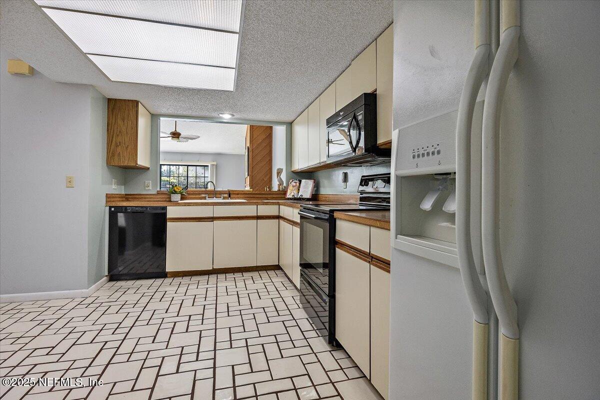 314 8TH Street, A