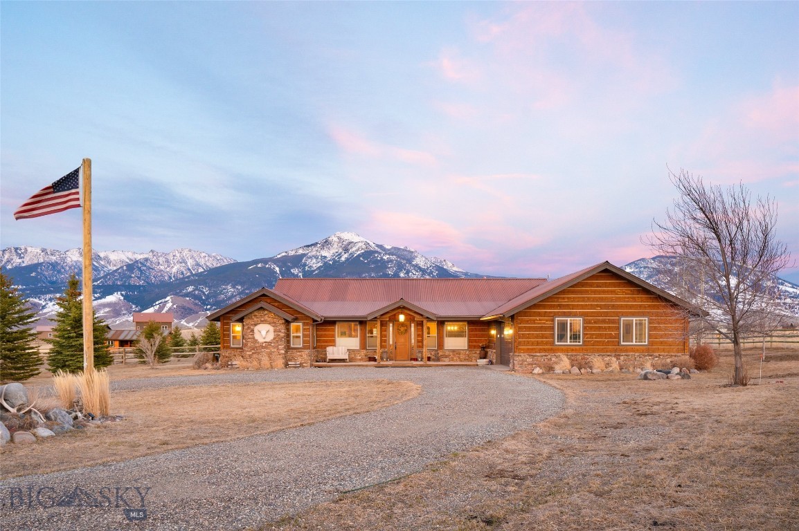 98 Morgan Trail