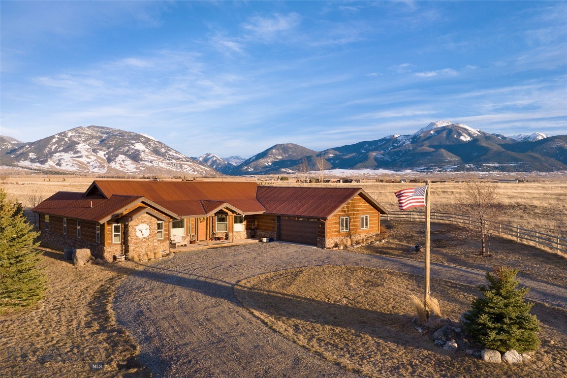 98 Morgan Trail
