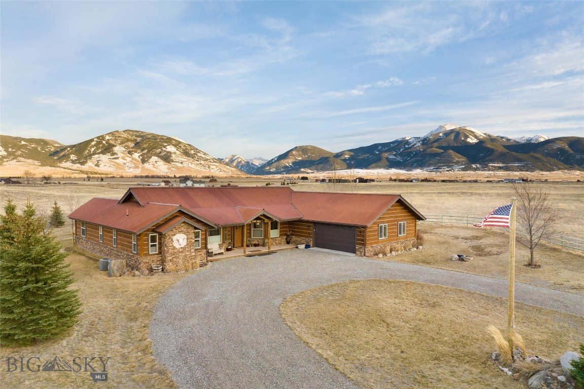 98 Morgan Trail