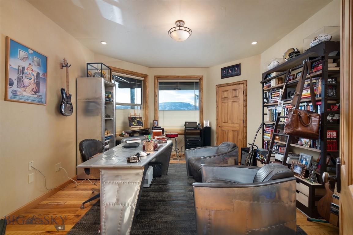 98 Morgan Trail