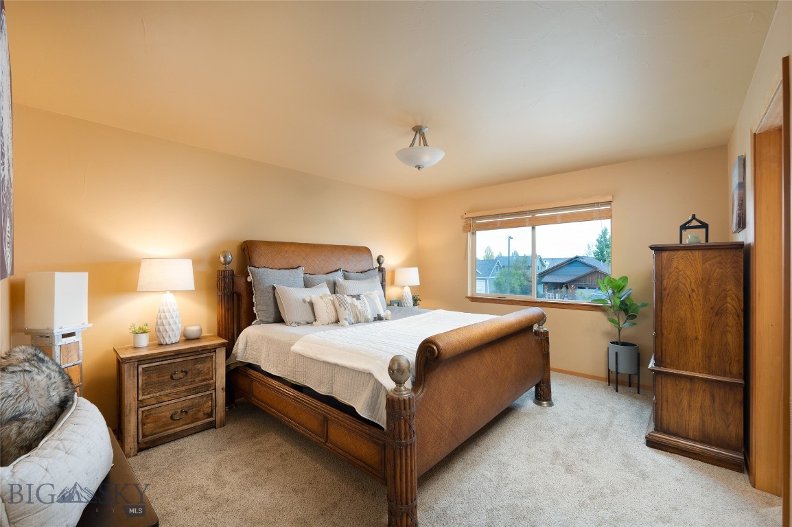 4684 Shadowglen C