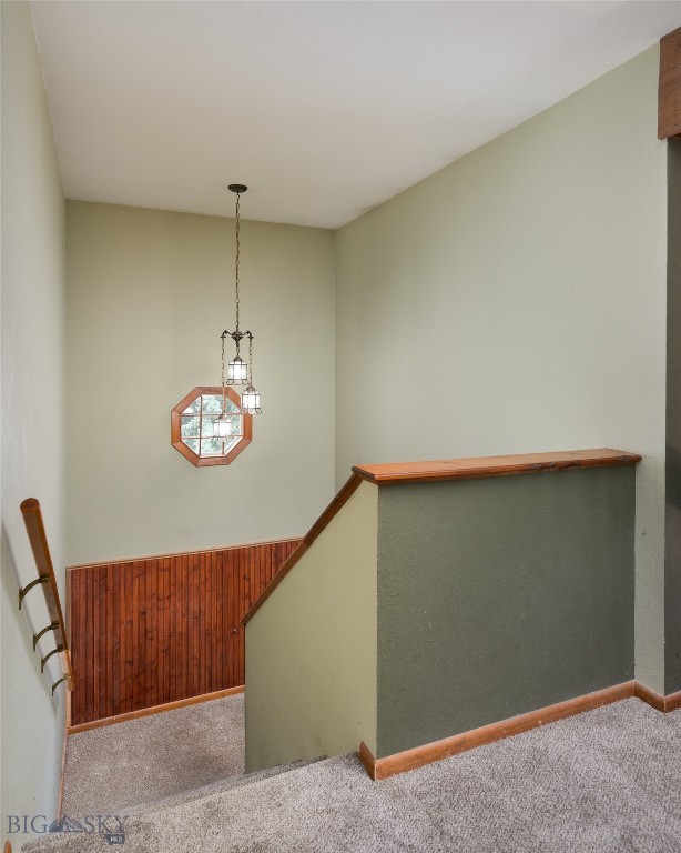 703 Mountain View Drive