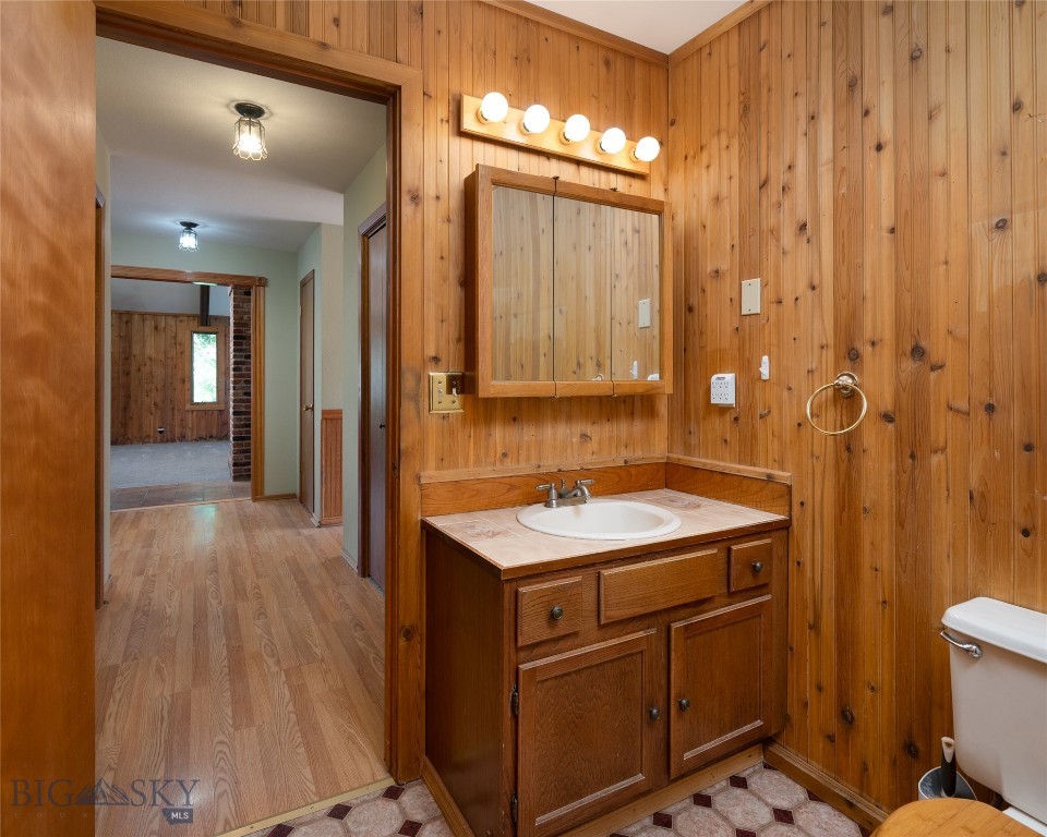 703 Mountain View Drive