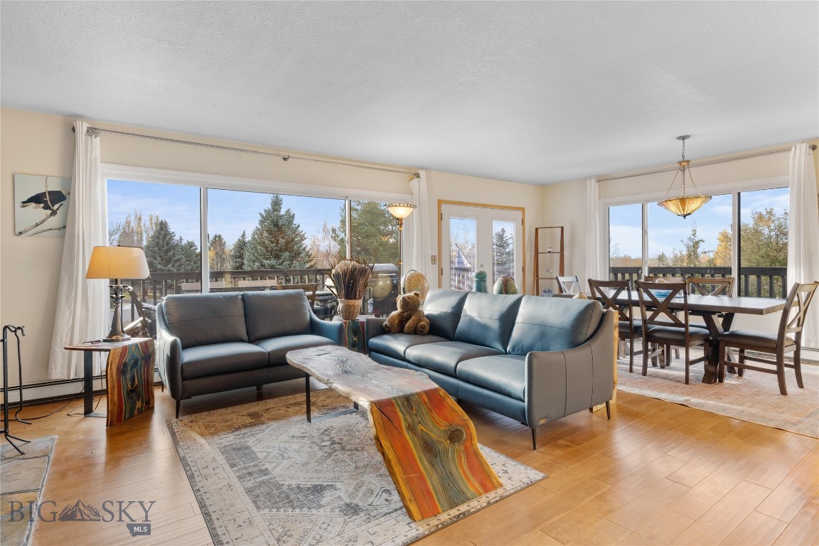1 Hitching Post Road