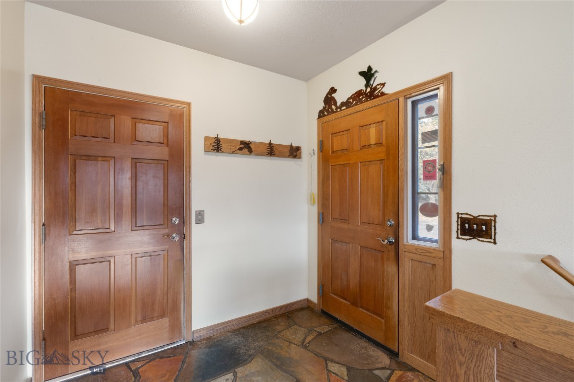 1 Hitching Post Road