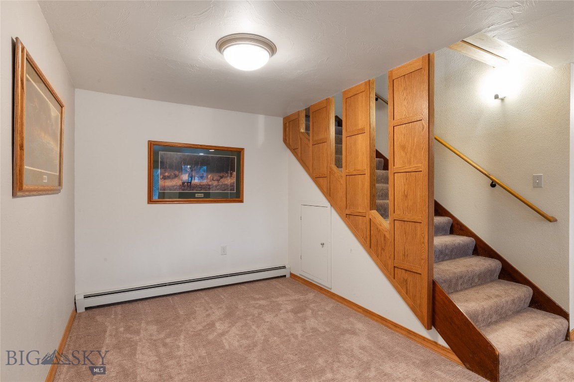 1 Hitching Post Road