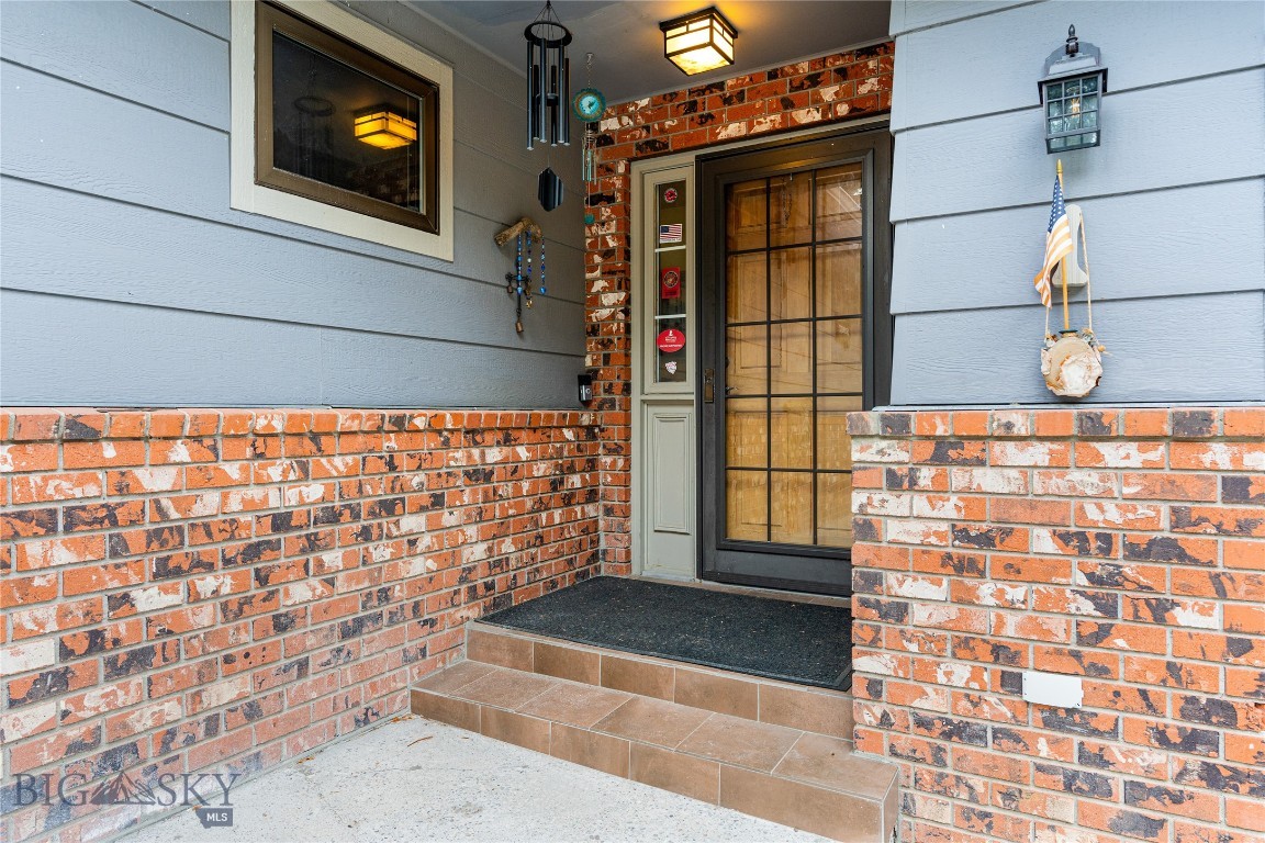 1 Hitching Post Road