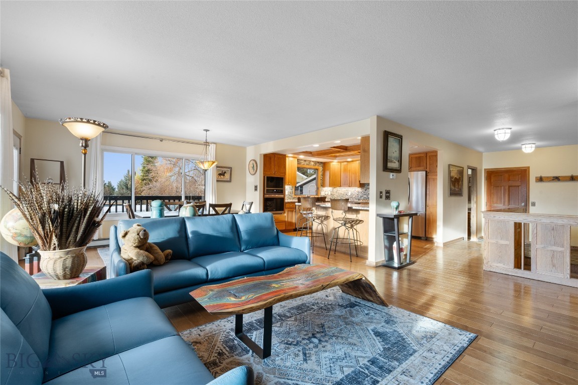 1 Hitching Post Road