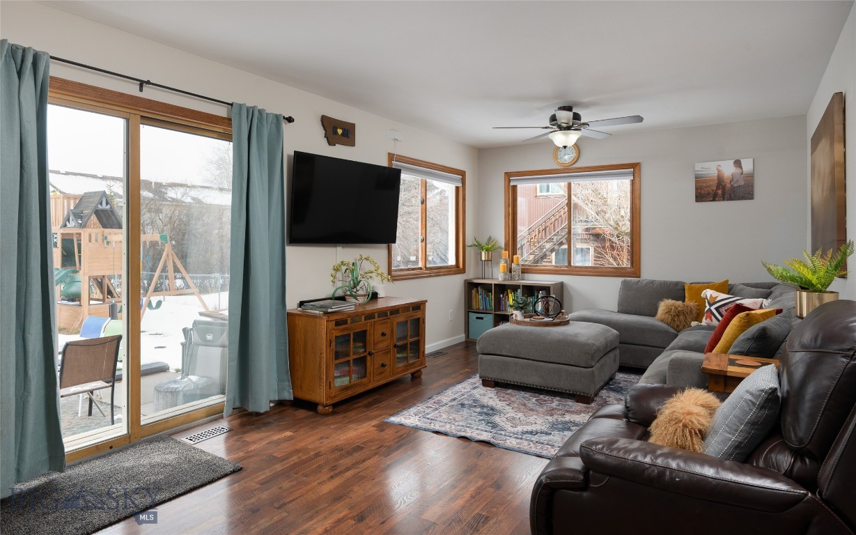 313 N Yellowstone