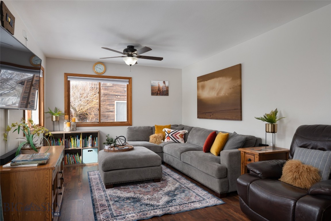 313 N Yellowstone