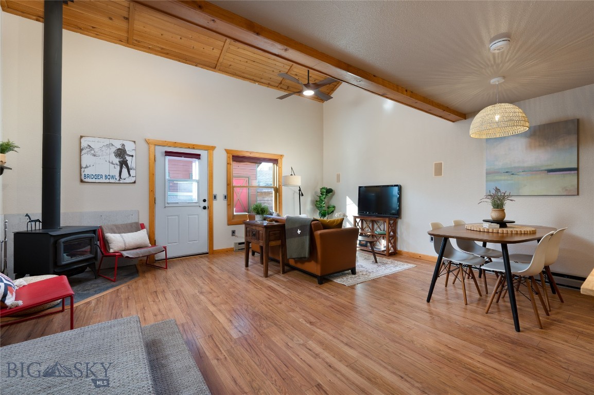 1601 W Olive Street 5