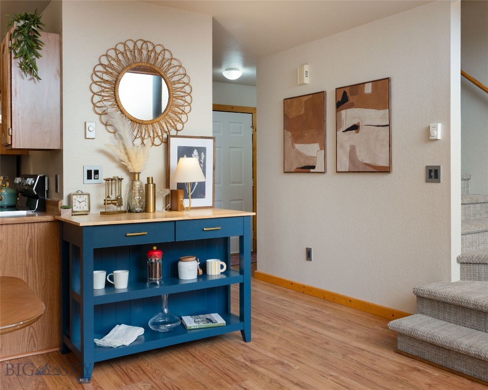 1601 W Olive Street 5